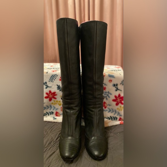 NYLA knee-high leather boot, GUC - Picture 2 of 12